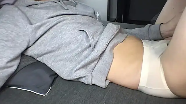 Thomas lovetolicku online show from 11/11/25, 03:23