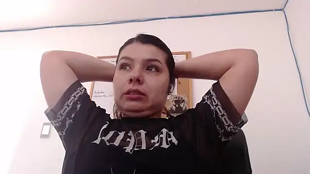 Snapshot of miaa_daniels chatting on 01/08/25, 05:59 miaa daniels online show from 01/08/25, 05:59