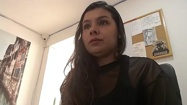 Snapshot of miaa_daniels chatting on 01/10/25, 05:45 miaa daniels online show from 01/10/25, 05:45