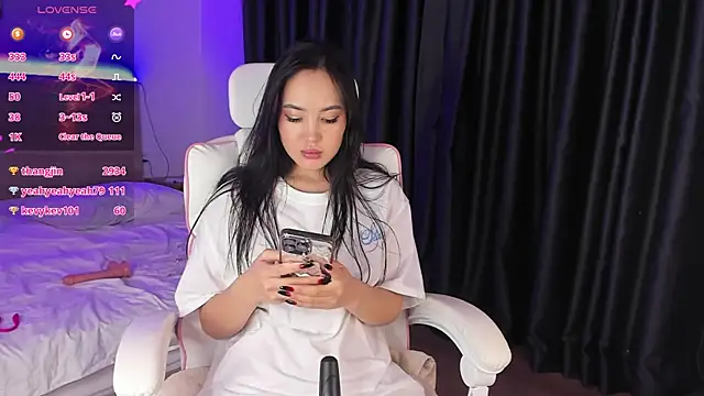 Snapshot of l1lpamp chatting on 12/24/24, 05:23 l1lpamp online show from 12/24/24, 05:23