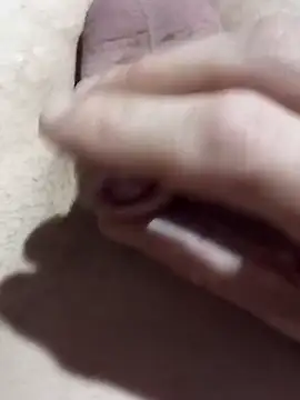 Snapshot of El22_1431 chatting on 11/22/25, 01:59 El22 1431 online show from 11/22/25, 01:59