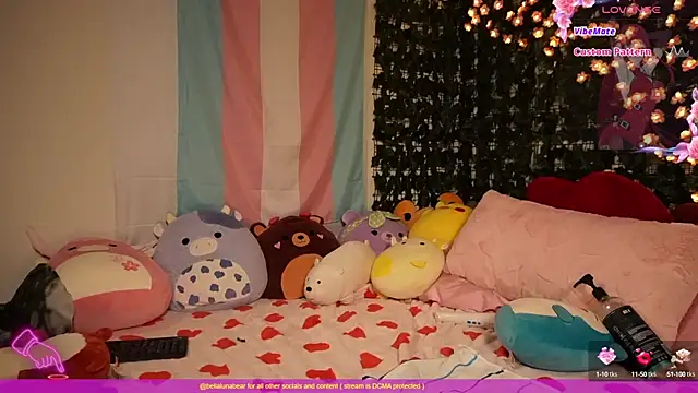 bellalunabear online show from 03/17/25, 11:54