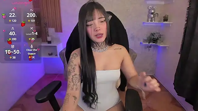 mia catt05 online show from 01/31/25, 07:07