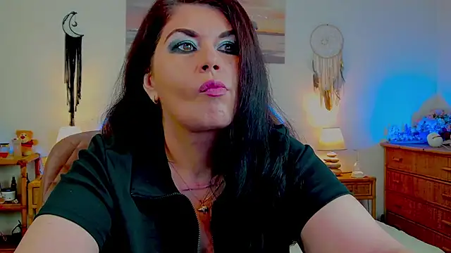 EllenGrace online show from 07/20/26, 09:12
