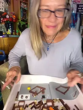 TrenaAnne online show from 10/10/25, 04:22