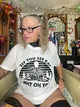 TrenaAnne online show from 10/11/25, 12:21