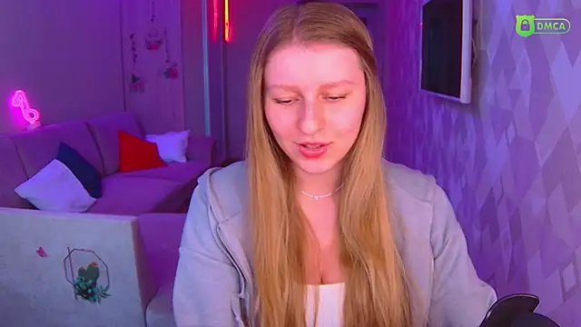 AmaliaQueen online show from 03/19/25, 02:02