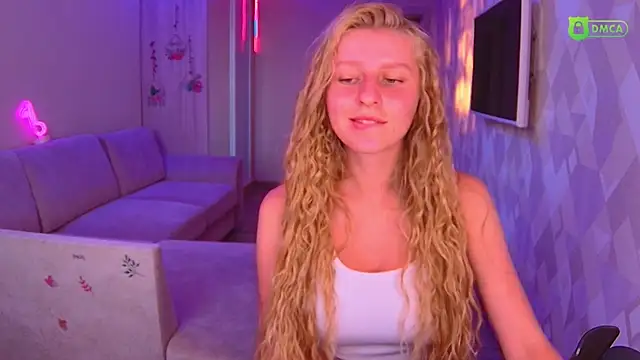 AmaliaQueen online show from 09/22/25, 03:03