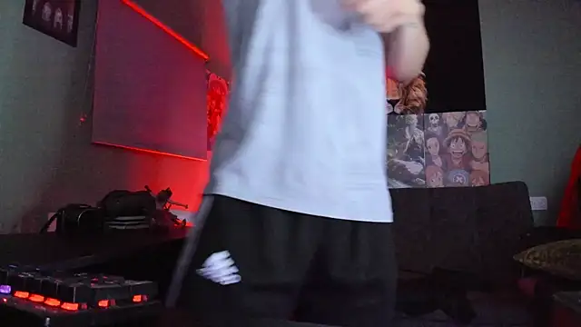 Snapshot of Sisoyalejo420 chatting on 03/05/26, 03:46 Sisoyalejo420 online show from 03/05/26, 03:46