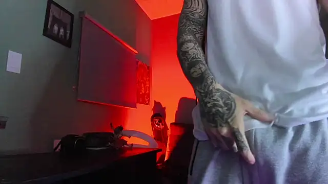 Snapshot of Sisoyalejo420 chatting on 03/30/26, 01:17 Sisoyalejo420 online show from 03/30/26, 01:17