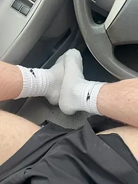 Snapshot of CreamyAustin chatting on 05/26/26, 06:26 CreamyAustin online show from 05/26/26, 06:26
