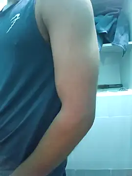 Snapshot of Tera_daddy chatting on 12/29/24, 03:22 Tera daddy online show from 12/29/24, 03:22