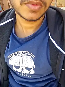 Snapshot of Tera_daddy chatting on 12/30/24, 05:02 Tera daddy online show from 12/30/24, 05:02