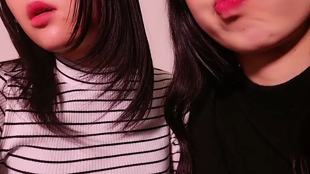 Snapshot of POCARI_SWEAT chatting on 01/08/25, 03:07 POCARI SWEAT online show from 01/08/25, 03:07