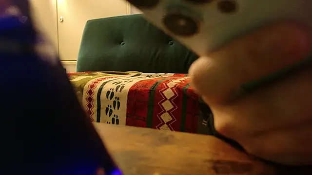 Snapshot of POCARI_SWEAT chatting on 10/11/25, 03:10 POCARI SWEAT online show from 10/11/25, 03:10