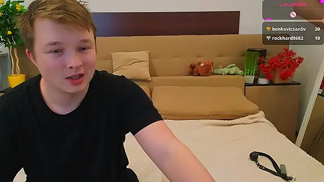 Snapshot of _Olli__Stiw_ chatting on 02/15/26, 07:51 Olli Stiw online show from 02/15/26, 07:51