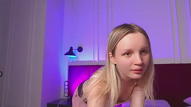 Beatrica Klein online show from 01/20/25, 05:27