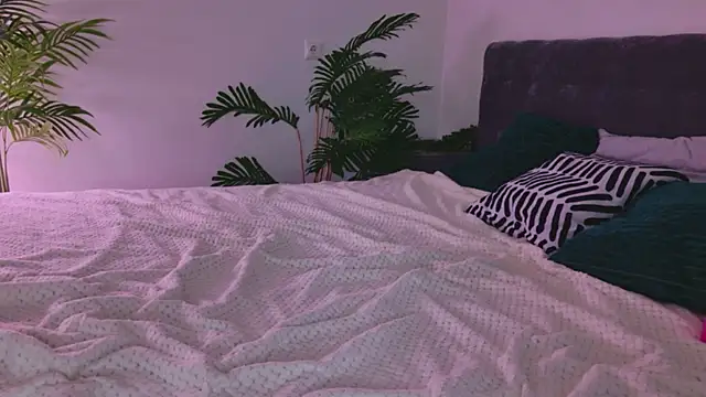 Beatrica Klein online show from 06/03/26, 02:33
