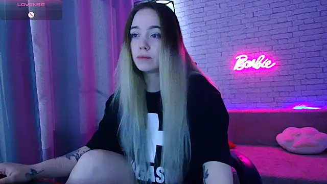 Snapshot of -Stacyy- chatting on 09/19/25, 04:58 -Stacyy- online show from 09/19/25, 04:58