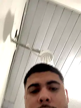 Casal Safado  online show from 11/09/25, 01:15