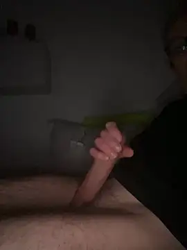 Snapshot of Frank22xx chatting on 03/23/26, 09:19 Frank22xx online show from 03/23/26, 09:19