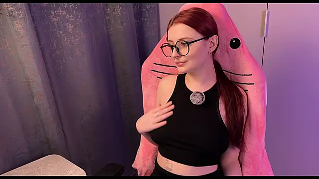 RozieRose online show from 10/11/25, 04:55