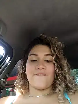 Snapshot of Sara_smiiith211 chatting on 12/05/24, 07:38 Sara smiiith211 online show from 12/05/24, 07:38