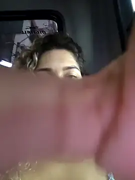 Snapshot of Sara_smiiith211 chatting on 12/05/24, 10:56 Sara smiiith211 online show from 12/05/24, 10:56