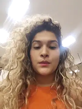 Snapshot of Sara_smiiith211 chatting on 12/09/24, 08:23 Sara smiiith211 online show from 12/09/24, 08:23