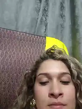 Snapshot of Sara_smiiith211 chatting on 01/15/25, 08:26 Sara smiiith211 online show from 01/15/25, 08:26