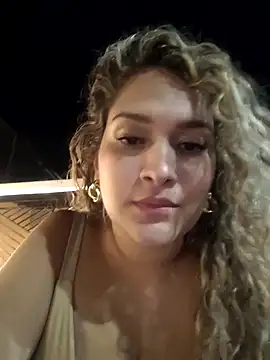 Snapshot of Sara_smiiith211 chatting on 02/09/25, 03:00 Sara smiiith211 online show from 02/09/25, 03:00