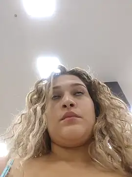 Snapshot of Sara_smiiith211 chatting on 02/12/25, 11:30 Sara smiiith211 online show from 02/12/25, 11:30