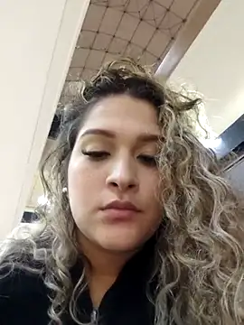 Snapshot of Sara_smiiith211 chatting on 02/22/25, 11:46 Sara smiiith211 online show from 02/22/25, 11:46