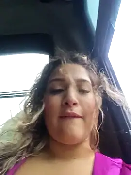 Snapshot of Sara_smiiith211 chatting on 03/08/25, 10:56 Sara smiiith211 online show from 03/08/25, 10:56