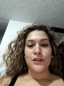 Snapshot of Sara_smiiith211 chatting on 03/11/25, 02:54 Sara smiiith211 online show from 03/11/25, 02:54