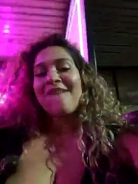 Snapshot of Sara_smiiith211 chatting on 03/22/25, 03:20 Sara smiiith211 online show from 03/22/25, 03:20