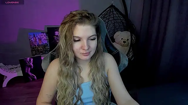 lily williamss online show from 01/19/25, 03:18