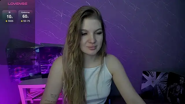 Snapshot of lily_williamss chatting on 06/10/26, 12:55 lily williamss online show from 06/10/26, 12:55