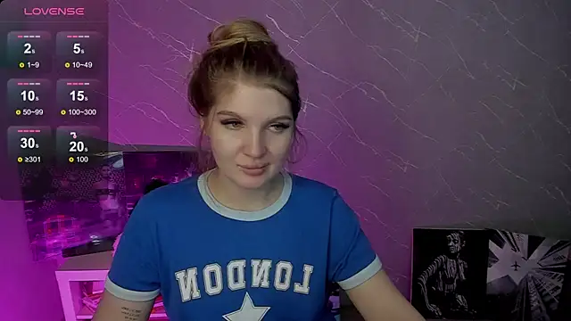 Snapshot of lily_williamss chatting on 06/11/26, 02:53 lily williamss online show from 06/11/26, 02:53