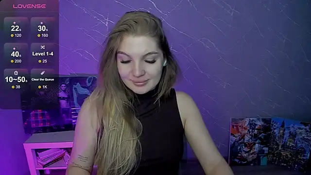 Snapshot of lily_williamss chatting on 07/11/26, 12:02 lily williamss online show from 07/11/26, 12:02