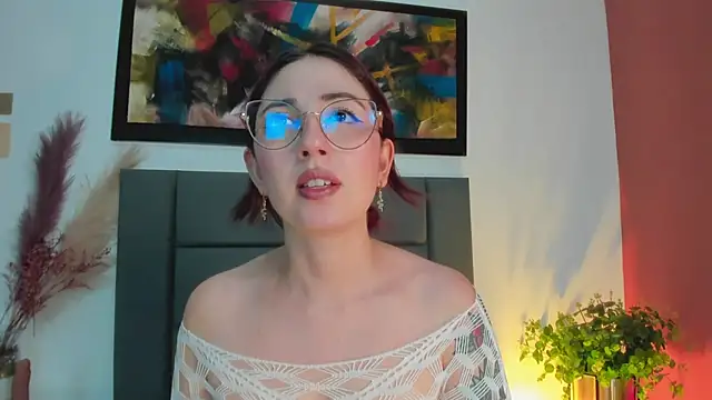 Snapshot of Emilywatsonn chatting on 03/14/25, 12:21 Emilywatsonn online show from 03/14/25, 12:21