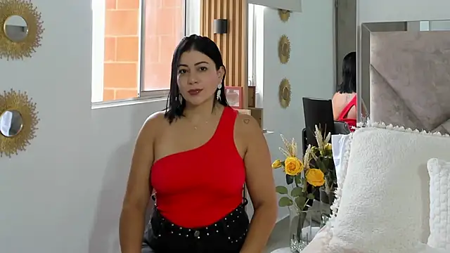 EmilyPeytonn online show from 10/07/25, 12:57