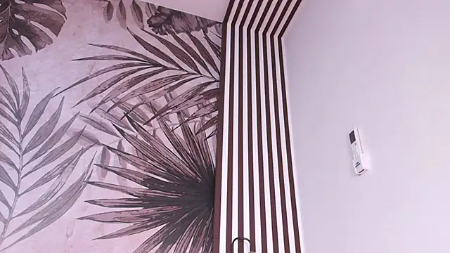 Samaantha-White online show from 02/06/25, 12:05