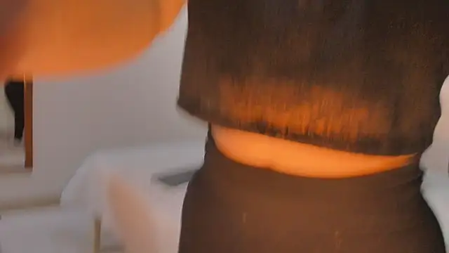 Samaantha-White online show from 11/13/25, 11:31