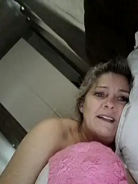 marcialoira online show from 10/22/25, 11:21