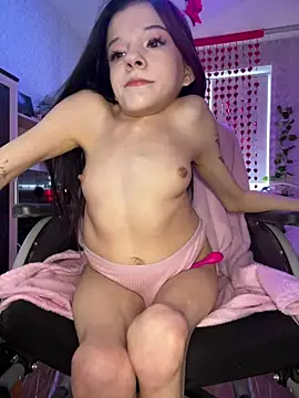 MiniSophiaa online show from 03/20/25, 11:38