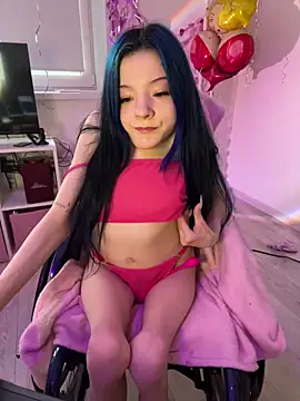 MiniSophiaa online show from 03/02/26, 07:09