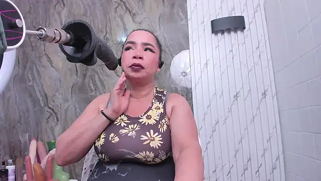 annie wigg online show from 12/18/25, 03:45