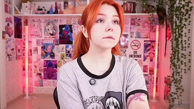 Snapshot of hannah_lourens chatting on 04/15/26, 11:17 hannah lourens online show from 04/15/26, 11:17