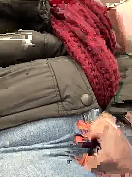 Snapshot of sylviahhh chatting on 03/29/26, 09:04 sylviahhh online show from 03/29/26, 09:04